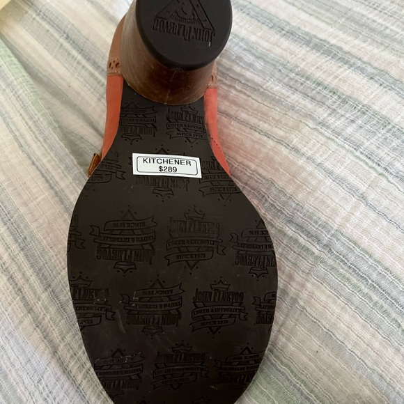 John Fluevog East End Kitchener triple strap mary janes brown/dark pink - Picture 4 of 6